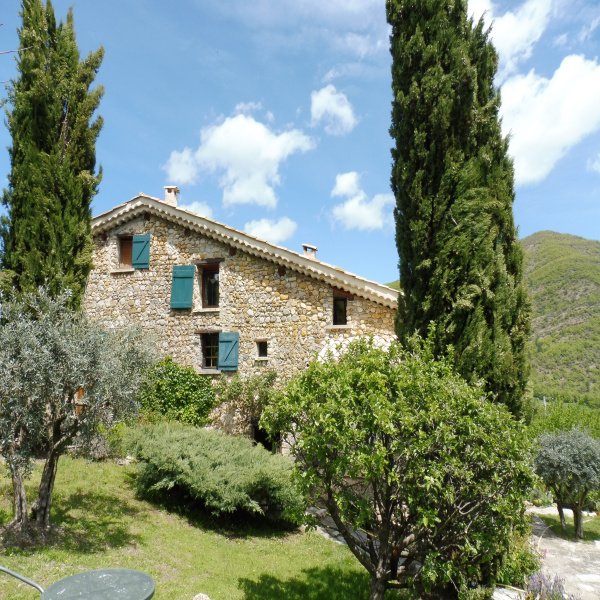 Offres de vente Maison Thoard 04380