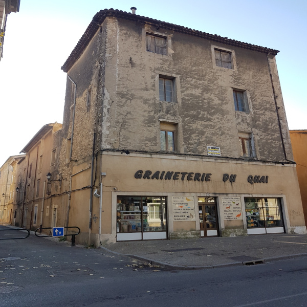 Offres de vente Immeuble Apt 84400