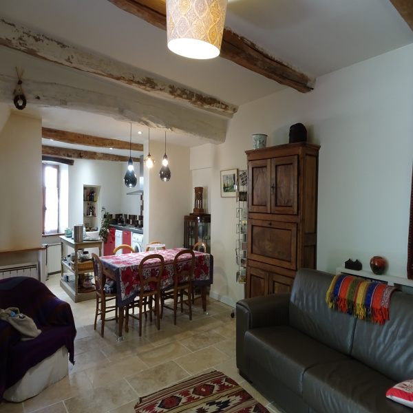 Offres de vente Maison de village Céreste 04280