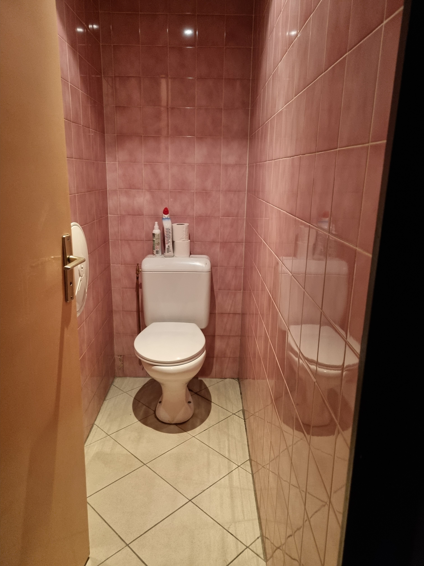 Image_34, Murs et fonds de commerce, Saint-Julien-du-Verdon, ref :2300-2301-26