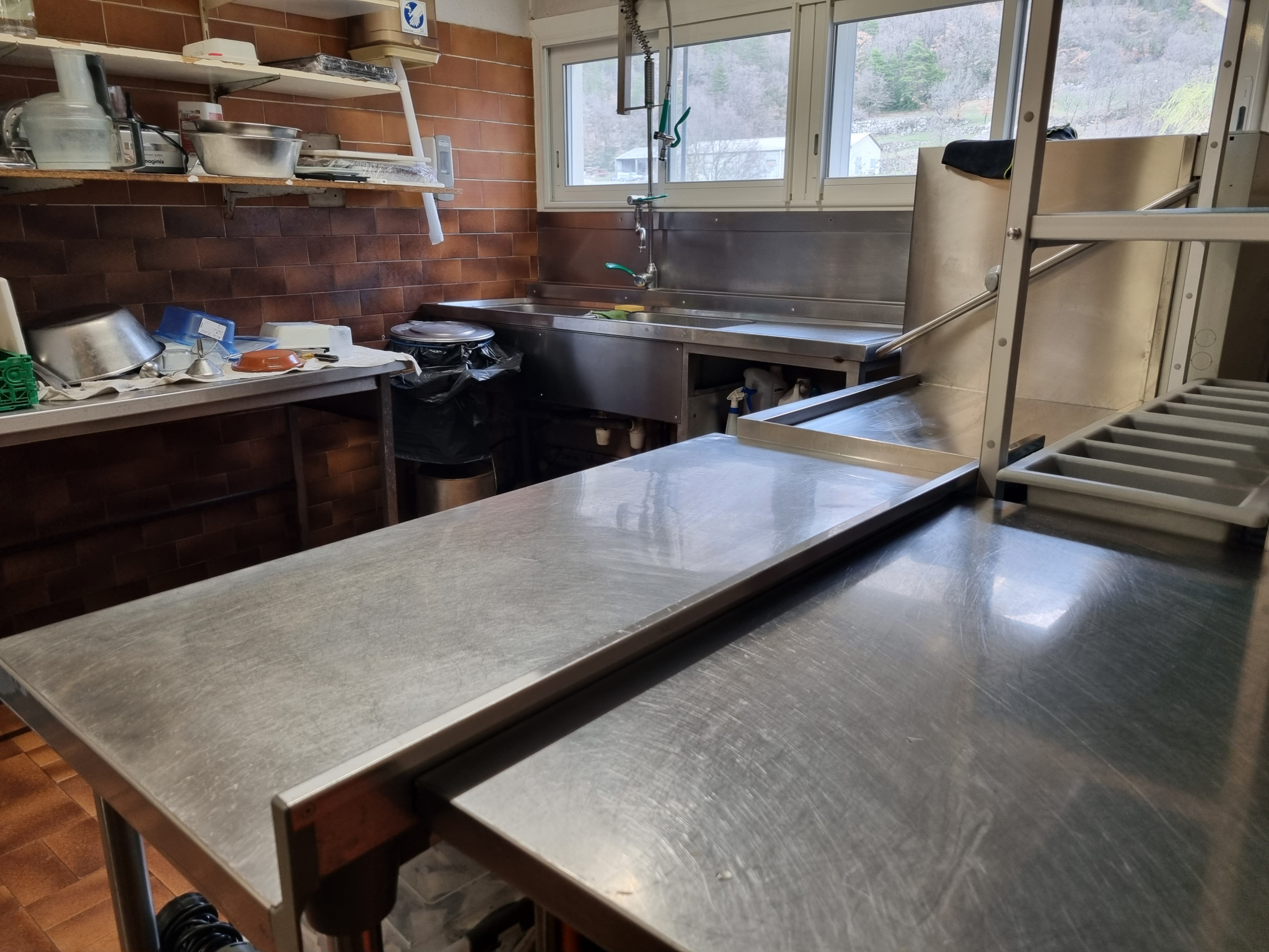 Image_18, Murs et fonds de commerce, Saint-Julien-du-Verdon, ref :2300-2301-26