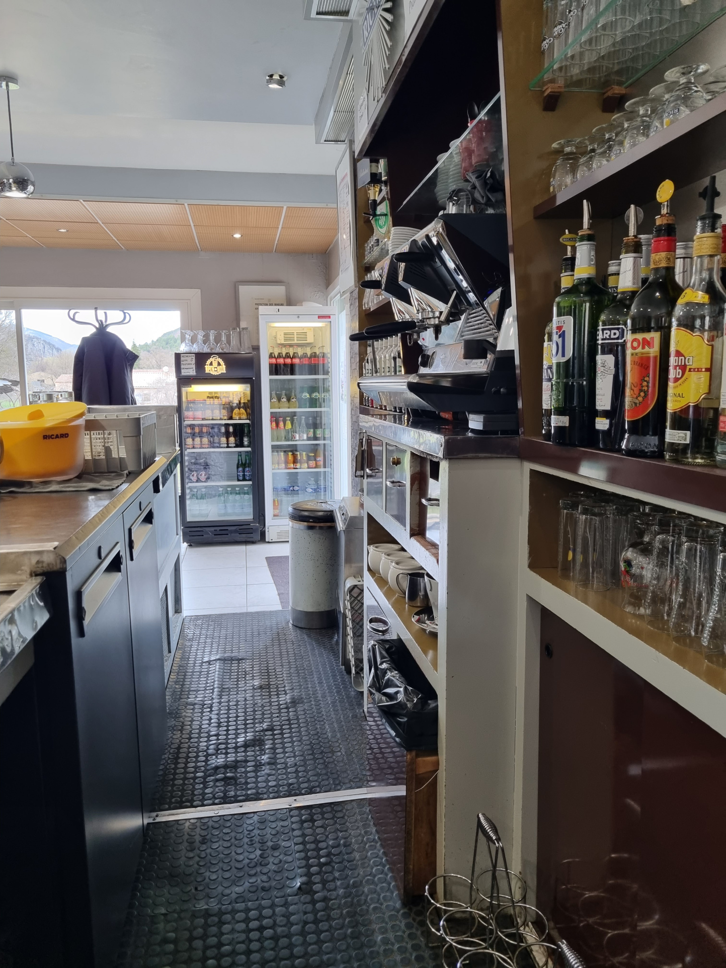 Image_21, Murs et fonds de commerce, Saint-Julien-du-Verdon, ref :2300-2301-26