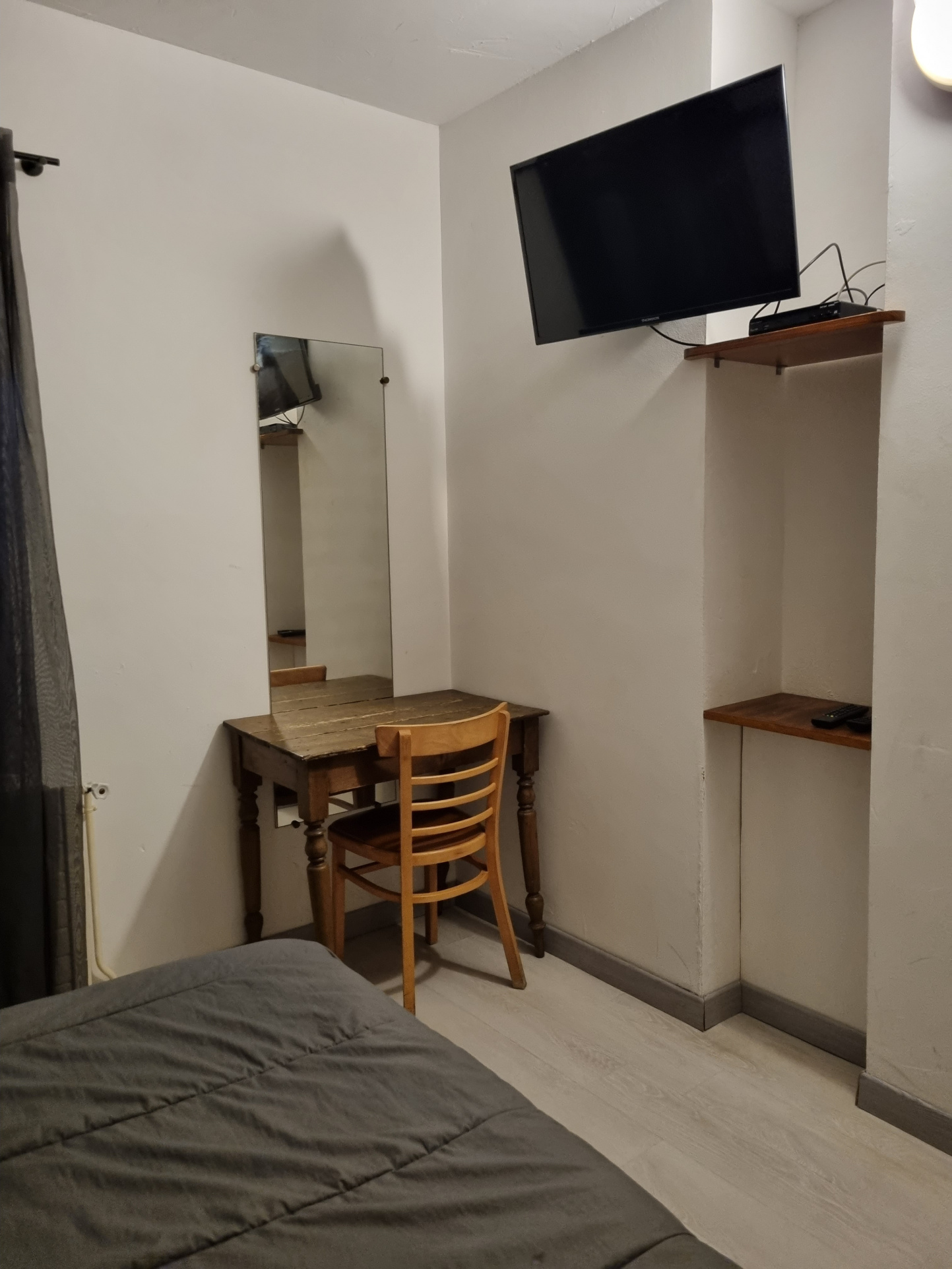 Image_32, Murs et fonds de commerce, Saint-Julien-du-Verdon, ref :2300-2301-26