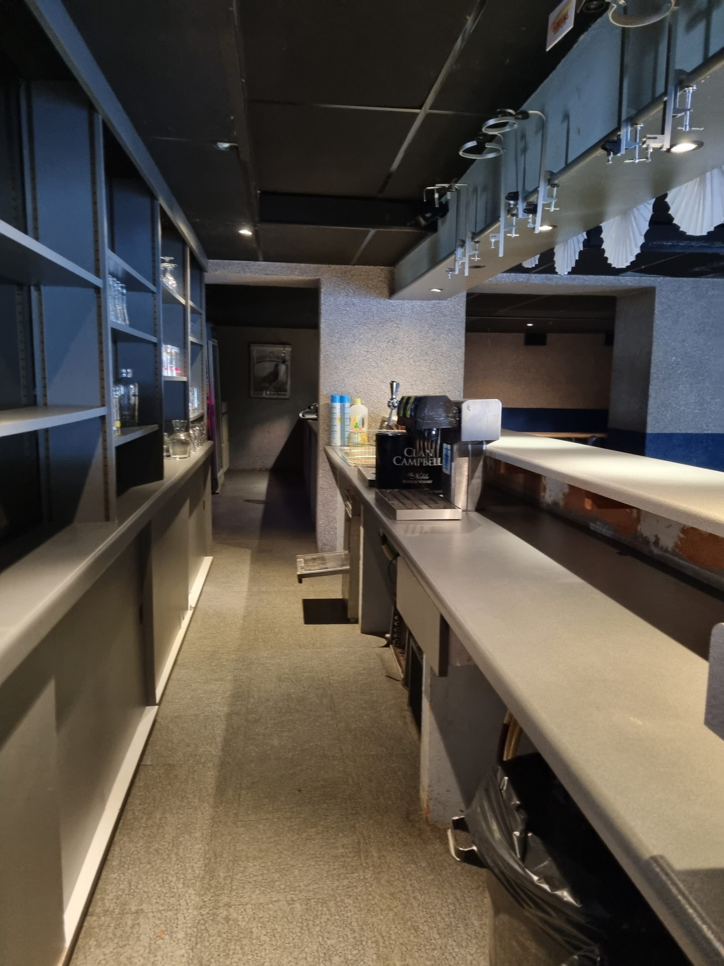 Image_11, Murs et fonds de commerce, Saint-Julien-du-Verdon, ref :2300-2301-26