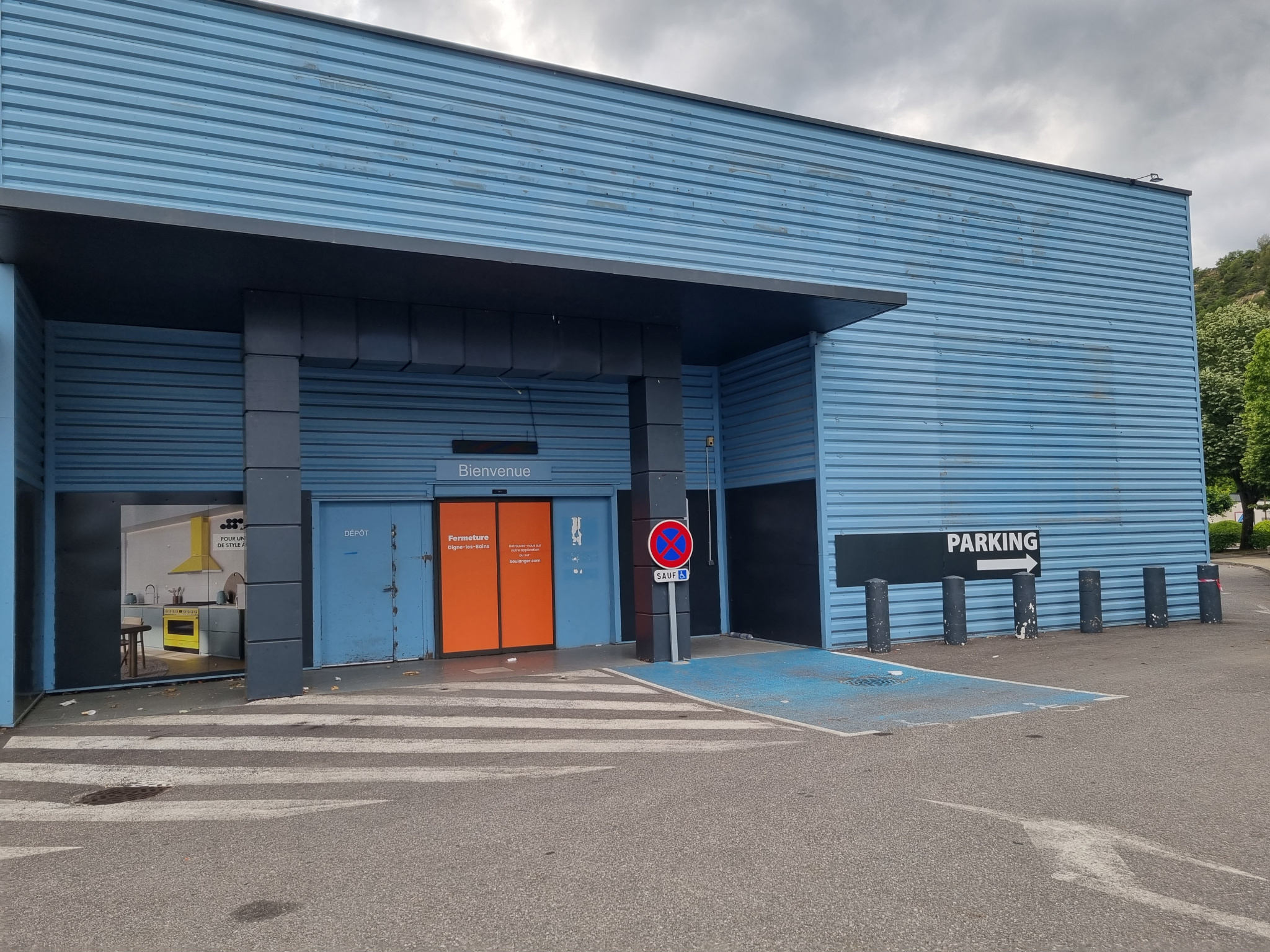 Image_1, Entrep&ocirc;t, Digne-les-Bains, ref :22020