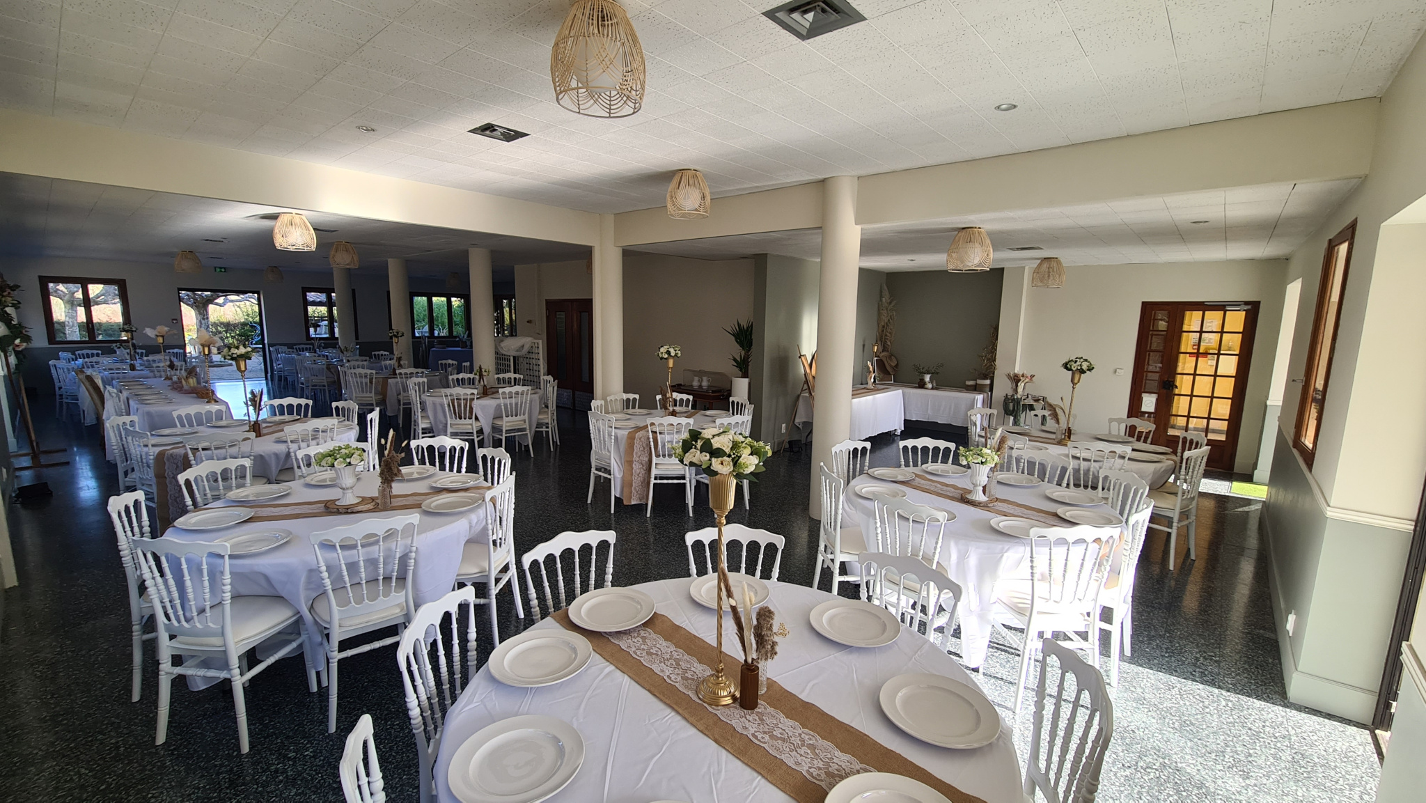 Image_12, Murs et fonds de commerce, Forcalquier, ref :2298-2299-26