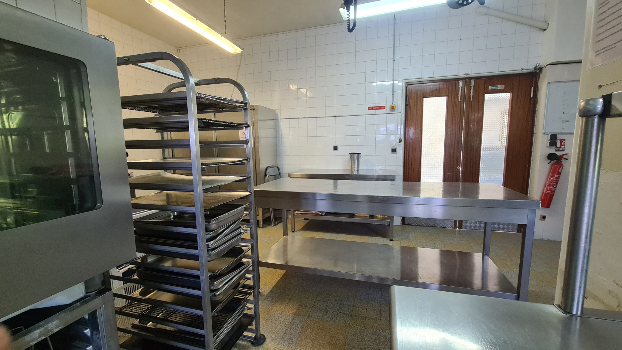 Image_17, Murs et fonds de commerce, Forcalquier, ref :2298-2299-26