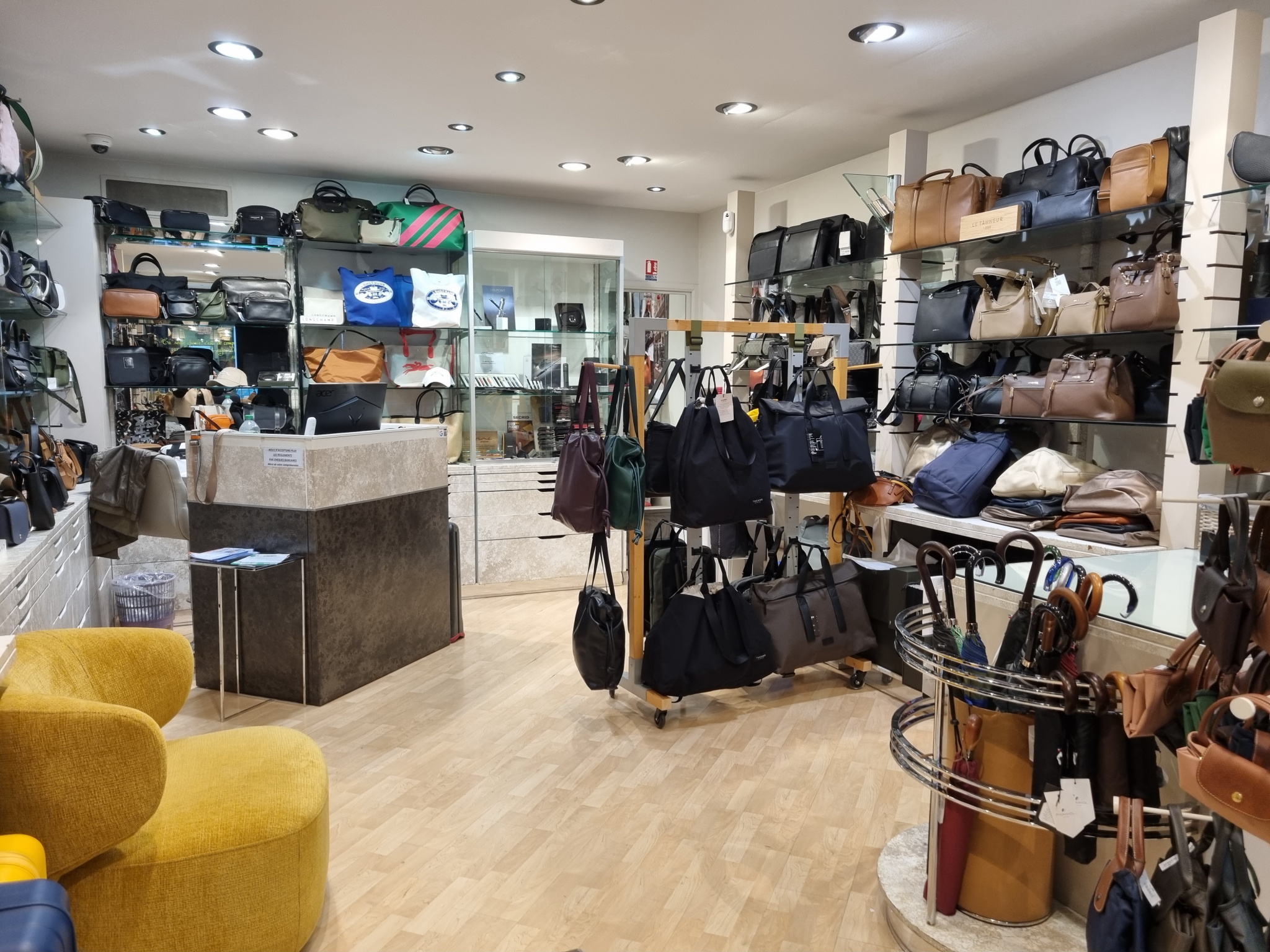 Image_3, Fonds de commerce, Manosque, ref :2231-25