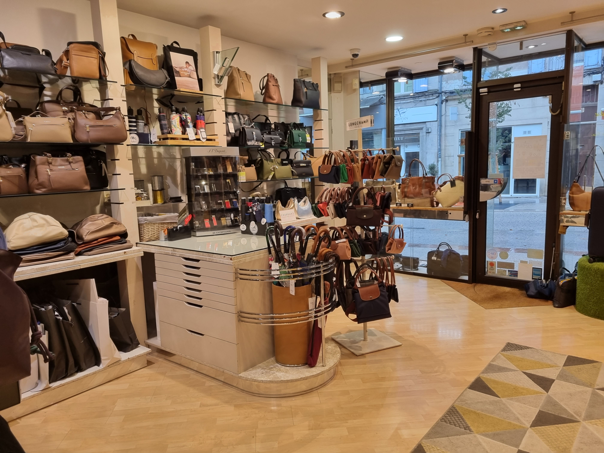 Image_5, Fonds de commerce, Manosque, ref :2231-25