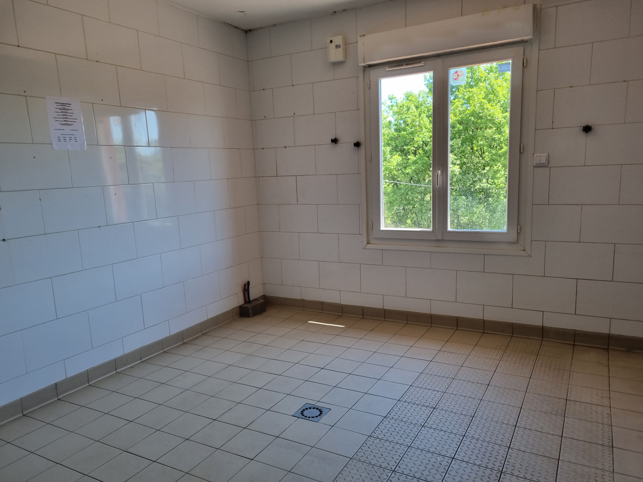 Image_16, Local commercial, Pierrevert, ref :2150-25b