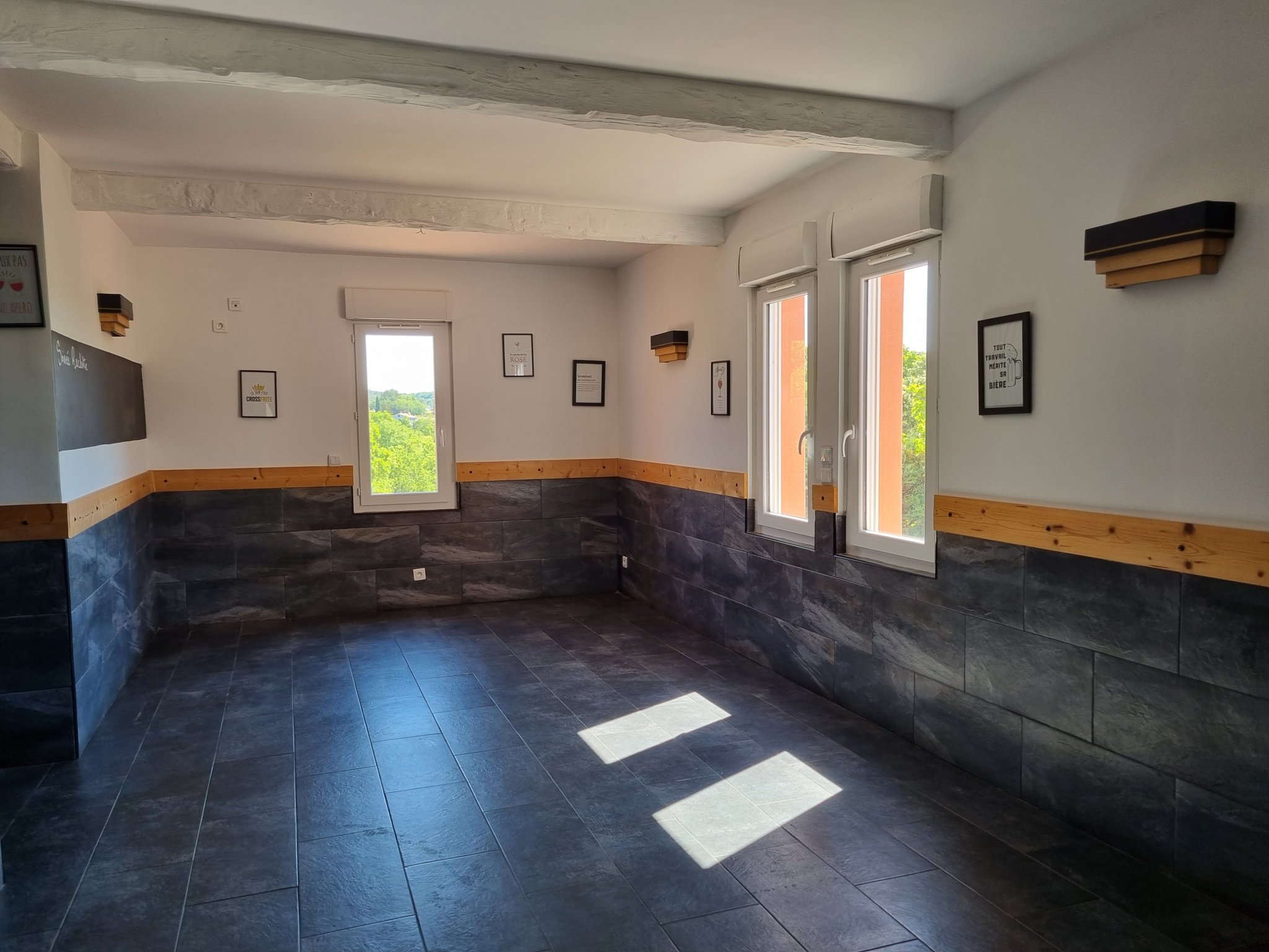 Image_11, Local commercial, Pierrevert, ref :2150-25b